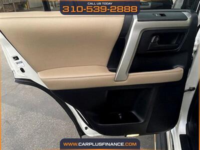 2010 Toyota 4Runner Limited 2WD   - Photo 31 - Huntington Beach, CA 92647