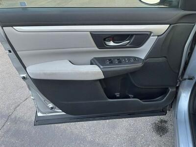 2017 Honda CR-V LX   - Photo 10 - Huntington Beach, CA 92647