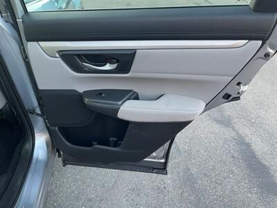 2017 Honda CR-V LX   - Photo 32 - Huntington Beach, CA 92647