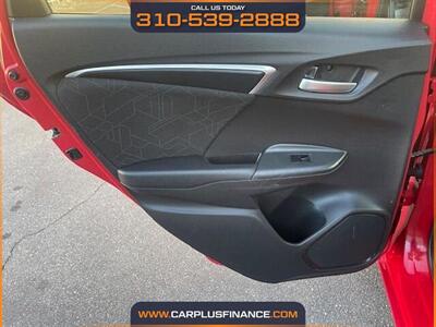 2017 Honda Fit EX   - Photo 13 - Huntington Beach, CA 92647