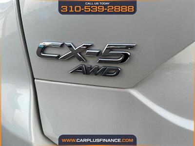 2019 Mazda CX-5 Touring   - Photo 8 - Huntington Beach, CA 92647