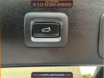 2019 Mazda CX-5 Touring   - Photo 11 - Huntington Beach, CA 92647