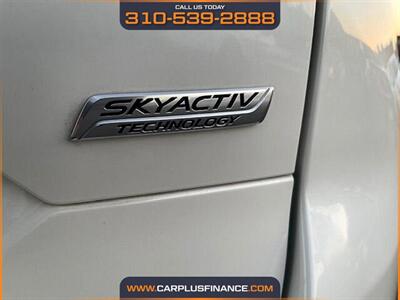 2019 Mazda CX-5 Touring   - Photo 9 - Huntington Beach, CA 92647