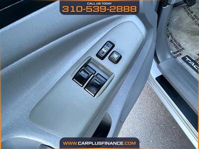 2010 Toyota Tacoma Access Cab  SR5 - Photo 14 - Huntington Beach, CA 92647
