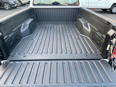 2015 Toyota Tacoma Access Cab   - Photo 17 - Huntington Beach, CA 92647