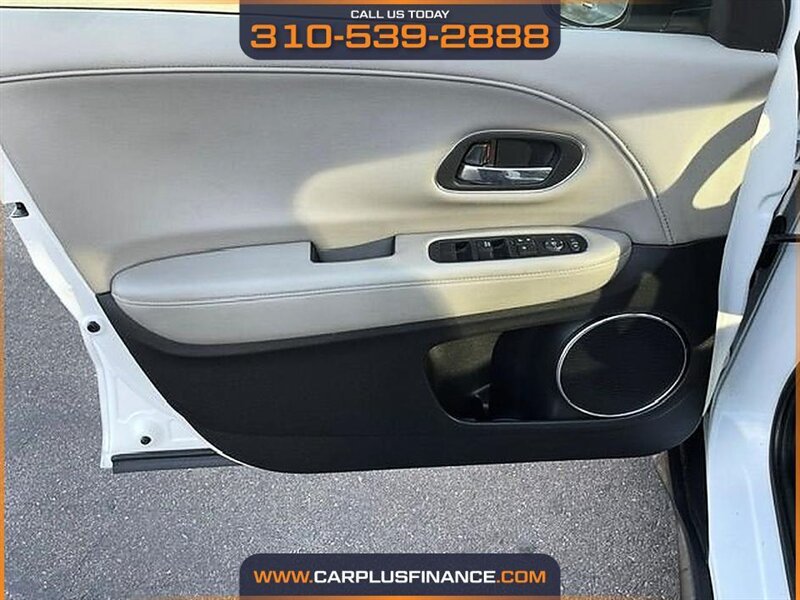 2016 Honda HR-V EX-L w/Navi - Photo 29 - Huntington Beach, CA 92647