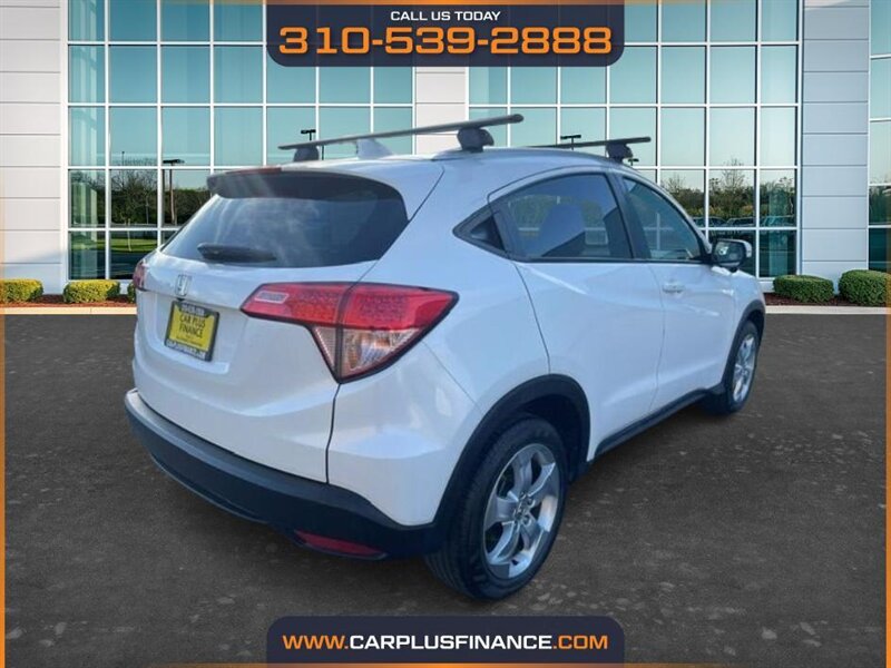 2016 Honda HR-V EX-L w/Navi - Photo 10 - Huntington Beach, CA 92647
