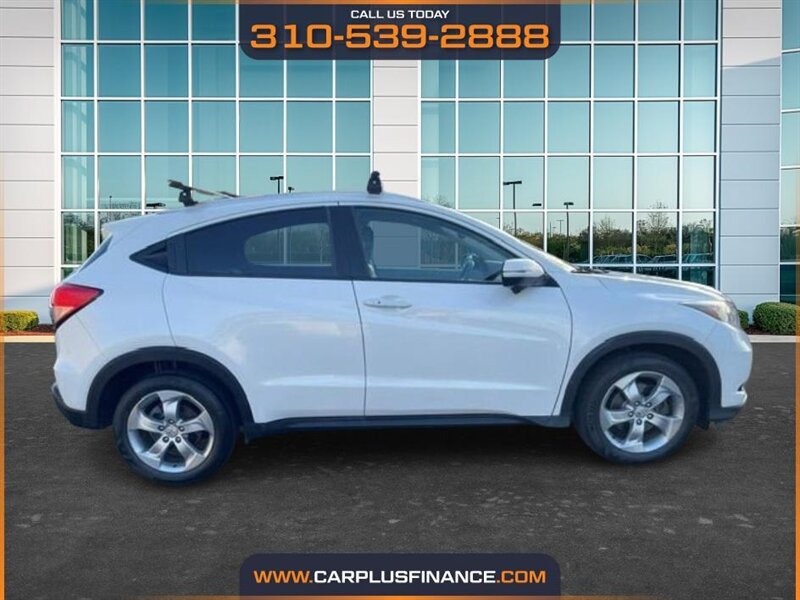 2016 Honda HR-V EX-L w/Navi - Photo 5 - Huntington Beach, CA 92647