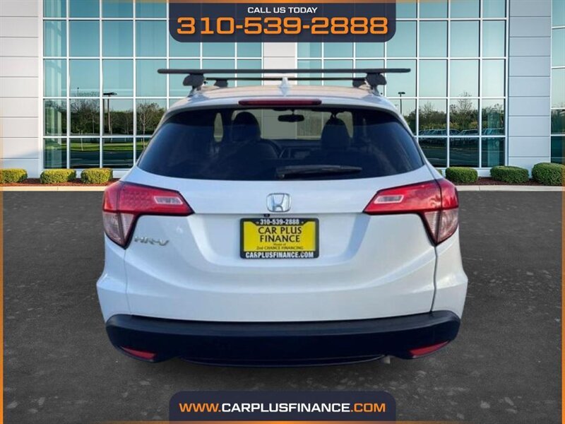 2016 Honda HR-V EX-L w/Navi - Photo 4 - Huntington Beach, CA 92647