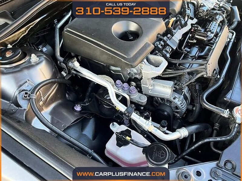 2019 Toyota Camry SE - Photo 9 - Huntington Beach, CA 92647