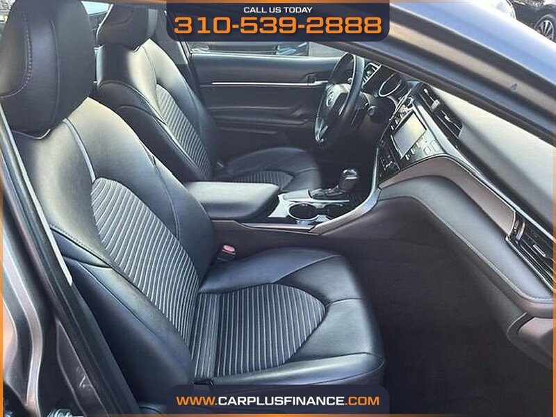 2019 Toyota Camry SE - Photo 34 - Huntington Beach, CA 92647