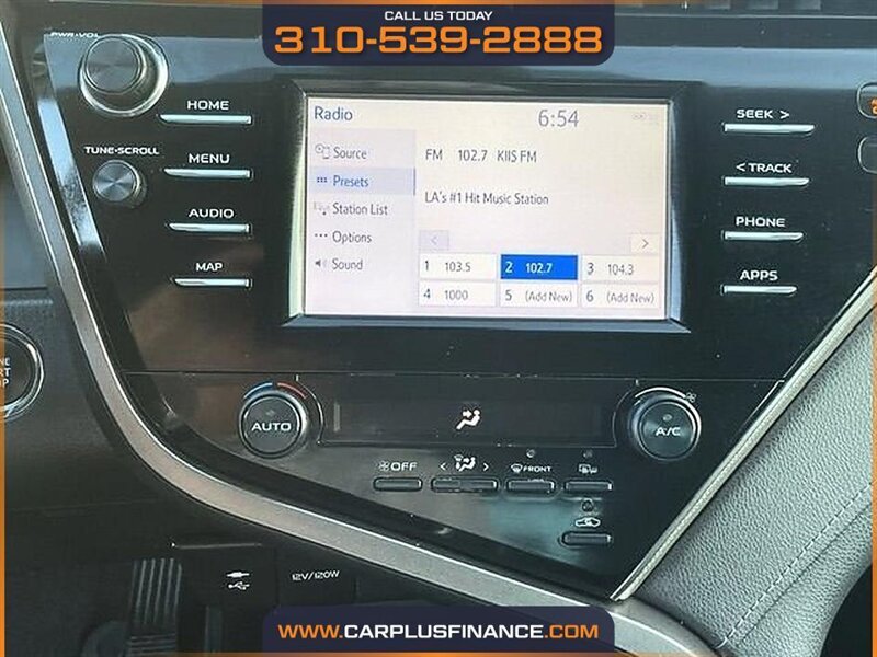 2019 Toyota Camry SE - Photo 21 - Huntington Beach, CA 92647