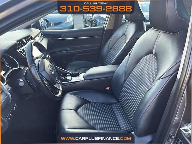 2019 Toyota Camry SE - Photo 14 - Huntington Beach, CA 92647