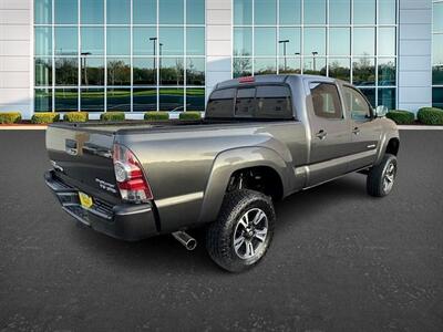 2011 Toyota Tacoma Double Cab PreRunner V6  SR5 Long Bed - Photo 18 - Huntington Beach, CA 92647