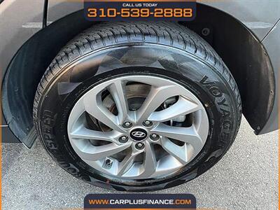 2018 Hyundai Tucson SEL   - Photo 10 - Huntington Beach, CA 92647