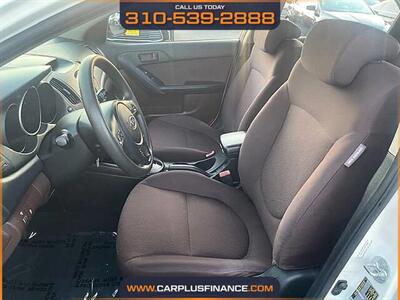 2010 Kia Forte EX   - Photo 11 - Huntington Beach, CA 92647