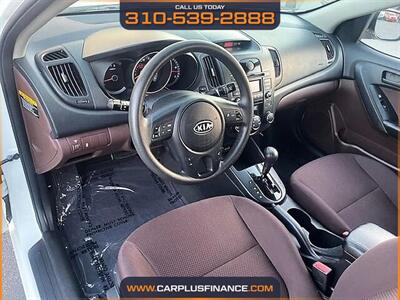 2010 Kia Forte EX   - Photo 12 - Huntington Beach, CA 92647