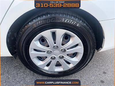 2010 Kia Forte EX   - Photo 3 - Huntington Beach, CA 92647