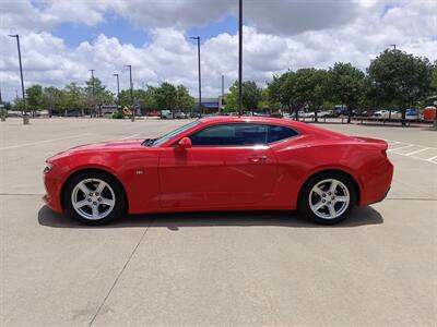 2018 Chevrolet Camaro LT   - Photo 4 - Dallas, TX 75252