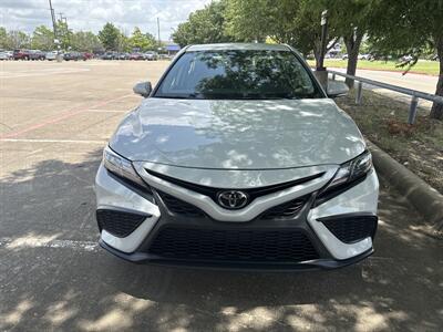 2024 Toyota Camry SE   - Photo 2 - Dallas, TX 75252