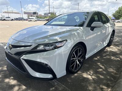 2024 Toyota Camry SE   - Photo 3 - Dallas, TX 75252