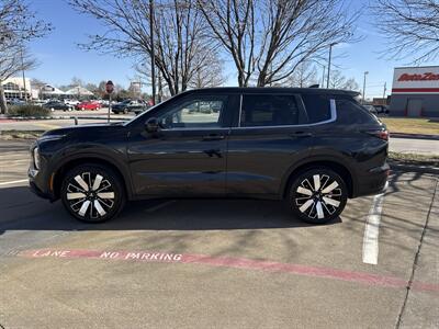 2025 Mitsubishi Outlander SE   - Photo 4 - Dallas, TX 75252