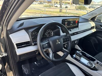 2025 Mitsubishi Outlander SE   - Photo 21 - Dallas, TX 75252