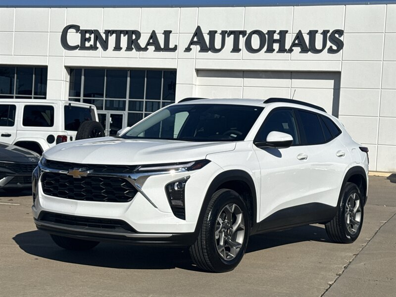 2026 Chevrolet Trax LT   - Photo 1 - Dallas, TX 75252