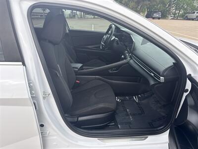2024 Hyundai ELANTRA SEL   - Photo 17 - Dallas, TX 75252