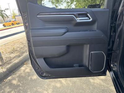 2025 GMC Sierra 1500 SLT   - Photo 11 - Dallas, TX 75252