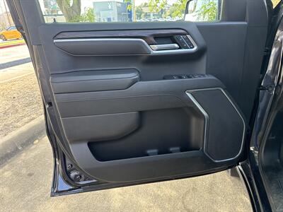 2025 GMC Sierra 1500 SLT   - Photo 10 - Dallas, TX 75252
