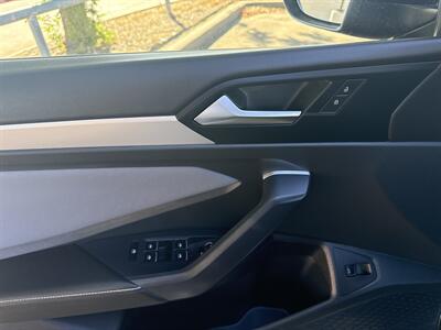 2025 Volkswagen Jetta SE - Photo 13 - Dallas, TX 75252