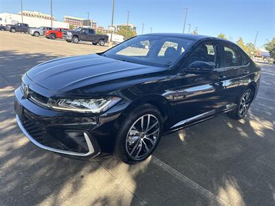 2025 Volkswagen Jetta SE - Photo 10 - Dallas, TX 75252