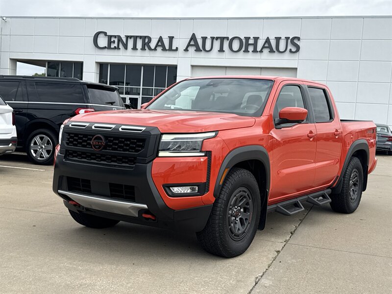2025 Nissan Frontier PRO-X Crew Cab 4X2's photo