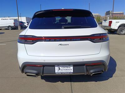 2024 Porsche Macan   - Photo 6 - Dallas, TX 75252