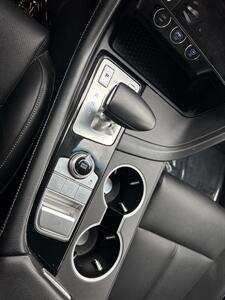 2025 Genesis G70 2.5T Standard   - Photo 33 - Dallas, TX 75252