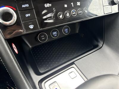 2025 Genesis G70 2.5T Standard   - Photo 34 - Dallas, TX 75252