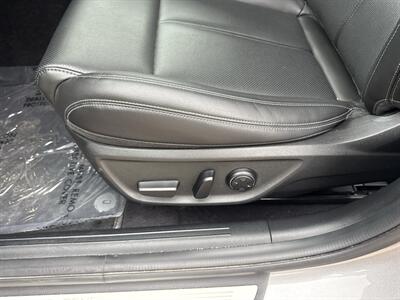2025 Genesis G70 2.5T Standard   - Photo 18 - Dallas, TX 75252