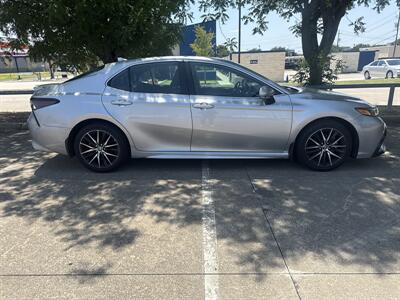 2024 Toyota Camry SE   - Photo 9 - Dallas, TX 75252
