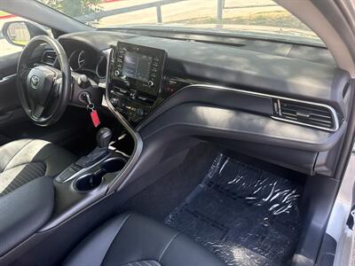 2024 Toyota Camry SE   - Photo 21 - Dallas, TX 75252