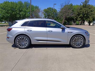 2019 Audi Q5 e-tron prestige   - Photo 8 - Dallas, TX 75252