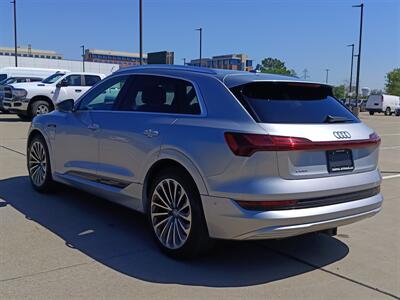 2019 Audi Q5 e-tron prestige   - Photo 5 - Dallas, TX 75252