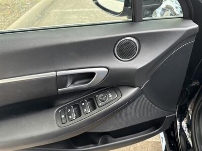 2024 Hyundai SONATA SEL   - Photo 11 - Dallas, TX 75252