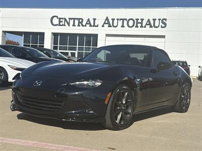 2017 Mazda MX-5 Miata Club Convertible