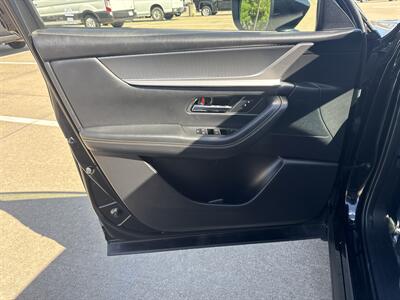 2025 Mazda CX-70 3.3 Turbo Preferred - Photo 10 - Dallas, TX 75252