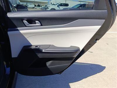 2021 Kia K5 LXS   - Photo 13 - Dallas, TX 75252