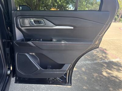 2025 Ford Explorer ST-Line   - Photo 12 - Dallas, TX 75252