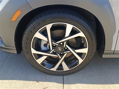 2023 Hyundai KONA Limited   - Photo 33 - Dallas, TX 75252