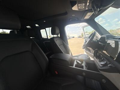 2025 Land Rover Defender 110 P300 S   - Photo 36 - Dallas, TX 75252