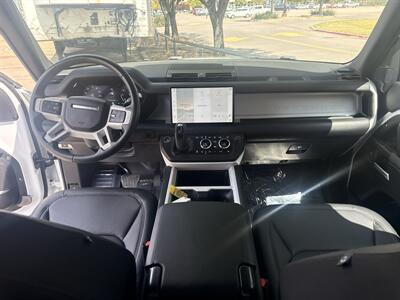 2025 Land Rover Defender 110 P300 S   - Photo 21 - Dallas, TX 75252